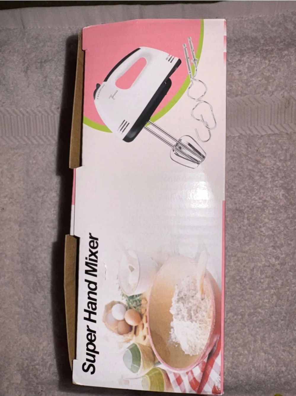 White and Black Hand Mixer with Beaters